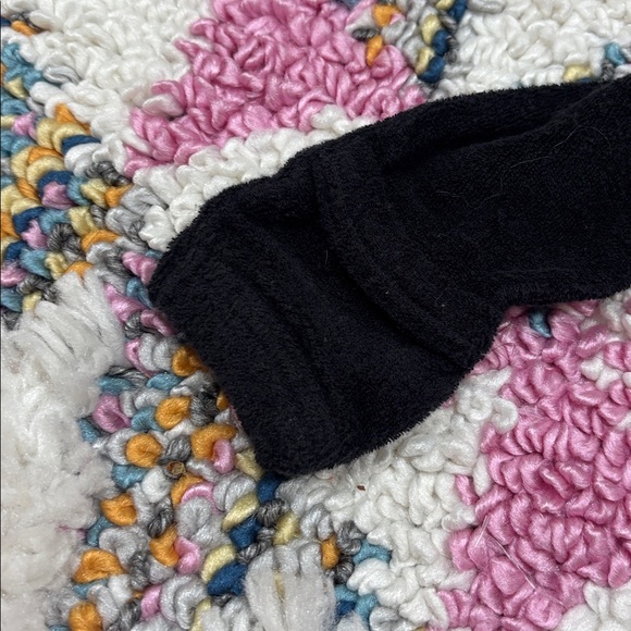 Kate Quinn Cat One Piece - Picture 2 of 4